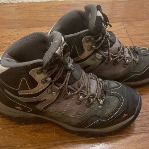 Women’s Hiking Boots